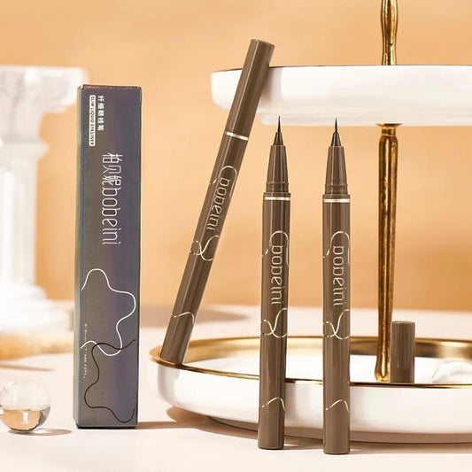 Ultra-Fine Liquid Eyeliner