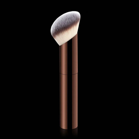 LUXEBLEND 7-Piece Makeup Brush Set – Where Elegance Meets Precision